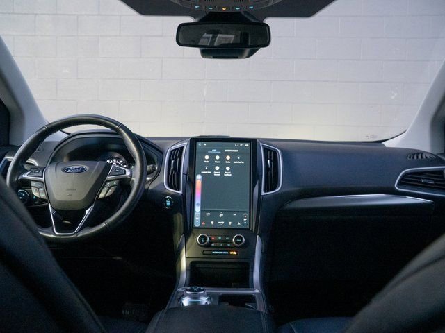 Used 2022 Ford Edge SEL image 21