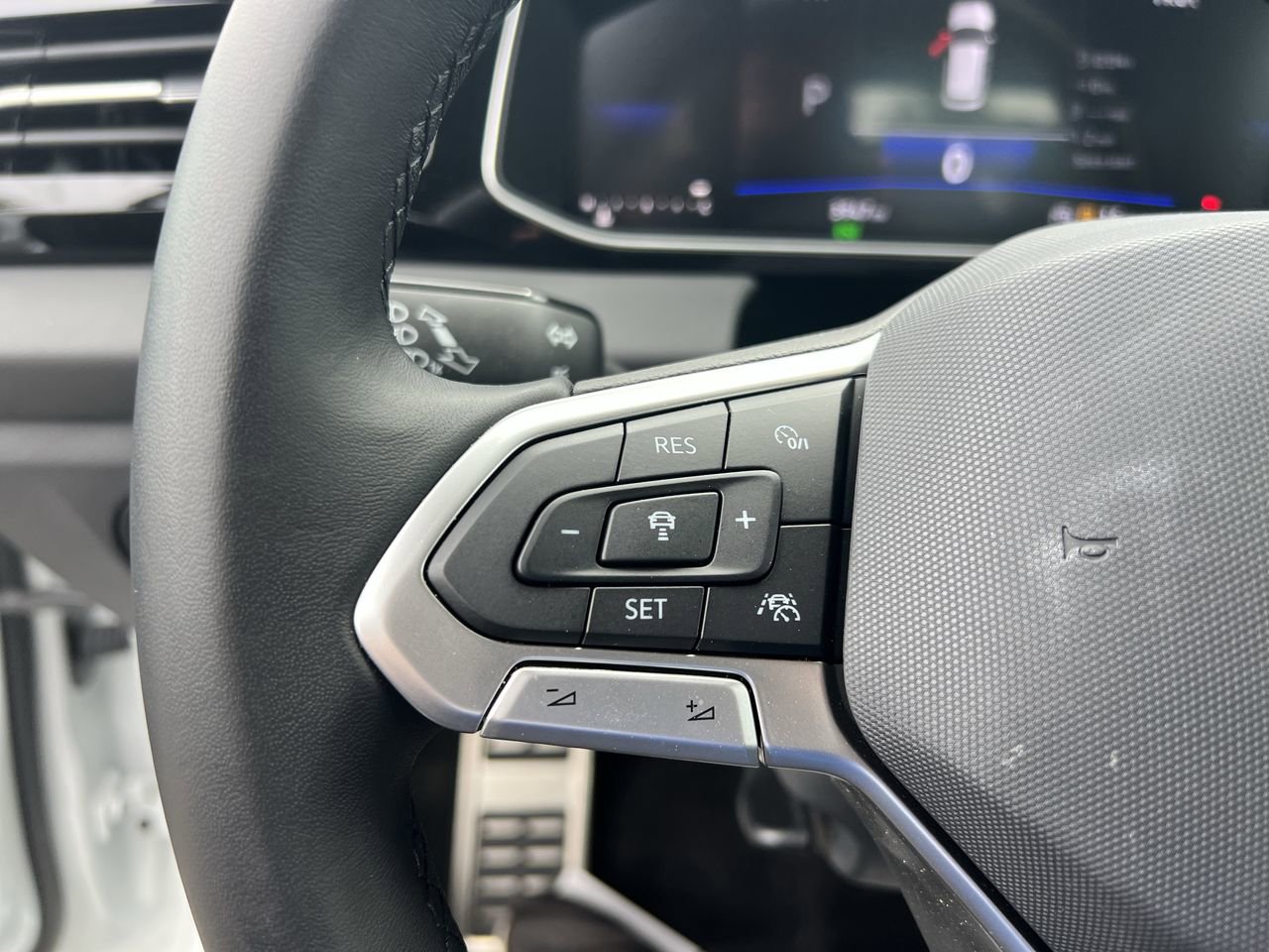 Used 2025 Volkswagen Jetta Sport image 19