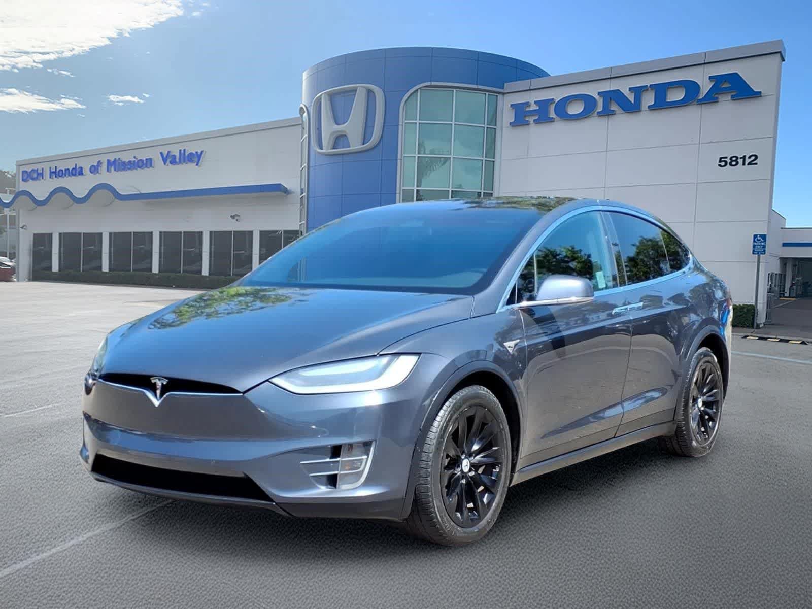 Used 2017 Tesla Model X 75D AWD/4WD video 1