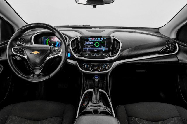 Used 2017 Chevrolet Volt LT w/ Comfort Package FWD image 12