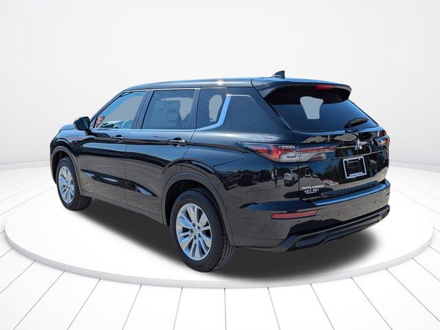 New 2025 Mitsubishi Outlander ES image 6