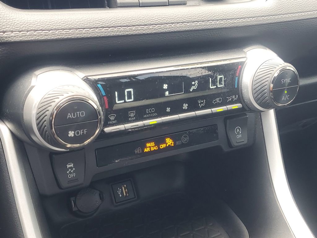 Certified 2023 Toyota RAV4 XLE Premium FWD image 29