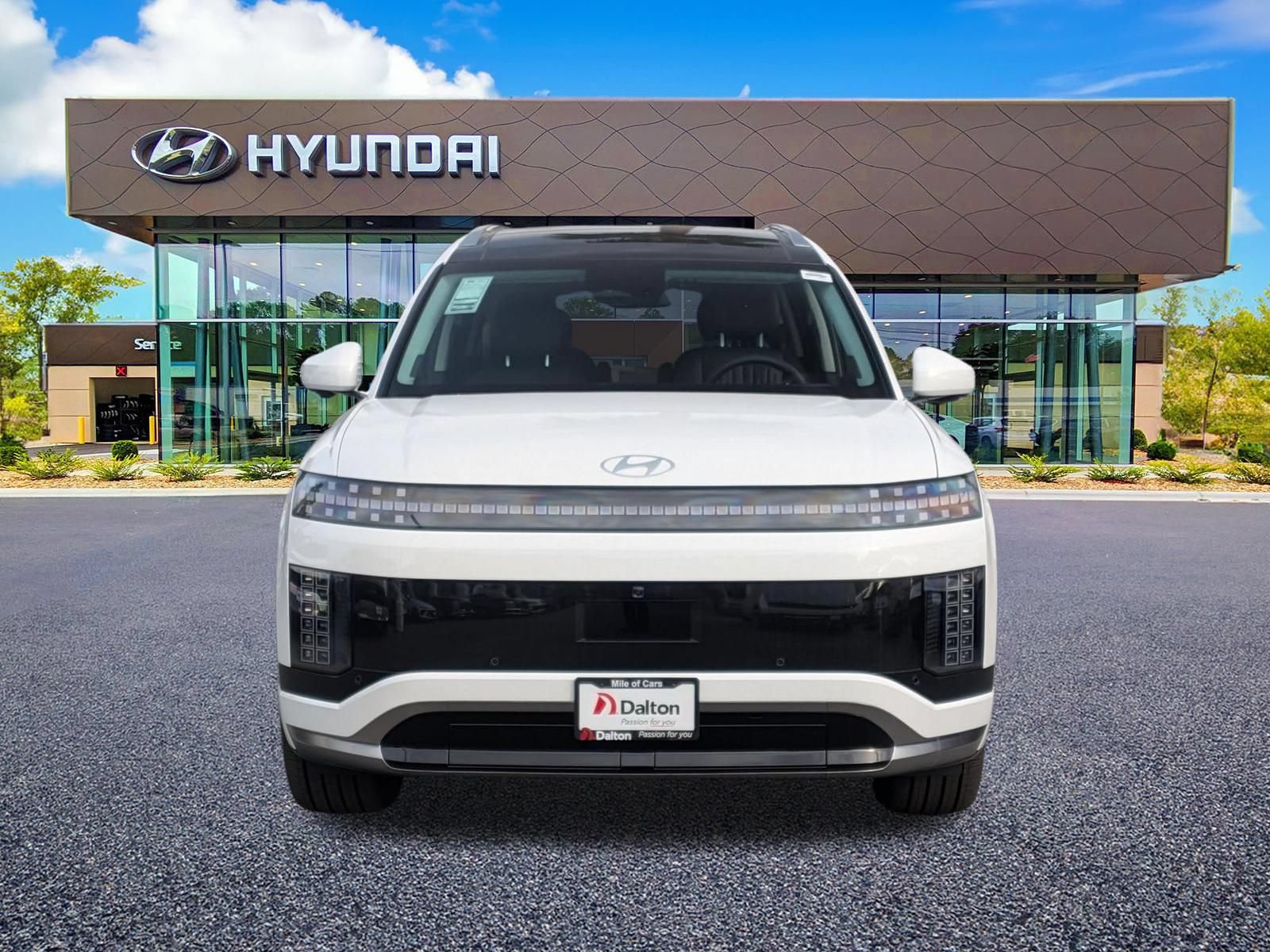 New 2026 Hyundai Ioniq 9 Calligraphy AWD/4WD image 2