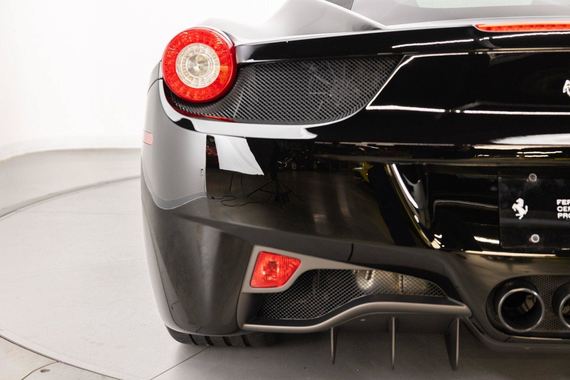 Certified 2015 Ferrari 458 Italia Coupe RWD image 34