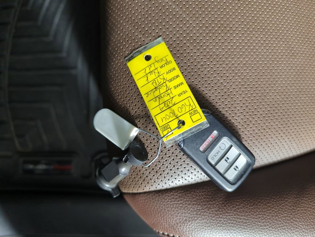 Certified 2024 Honda Ridgeline RTL image 25