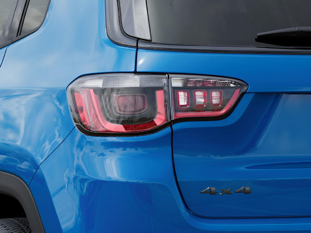 New 2026 Jeep Compass Latitude AWD/4WD image 10