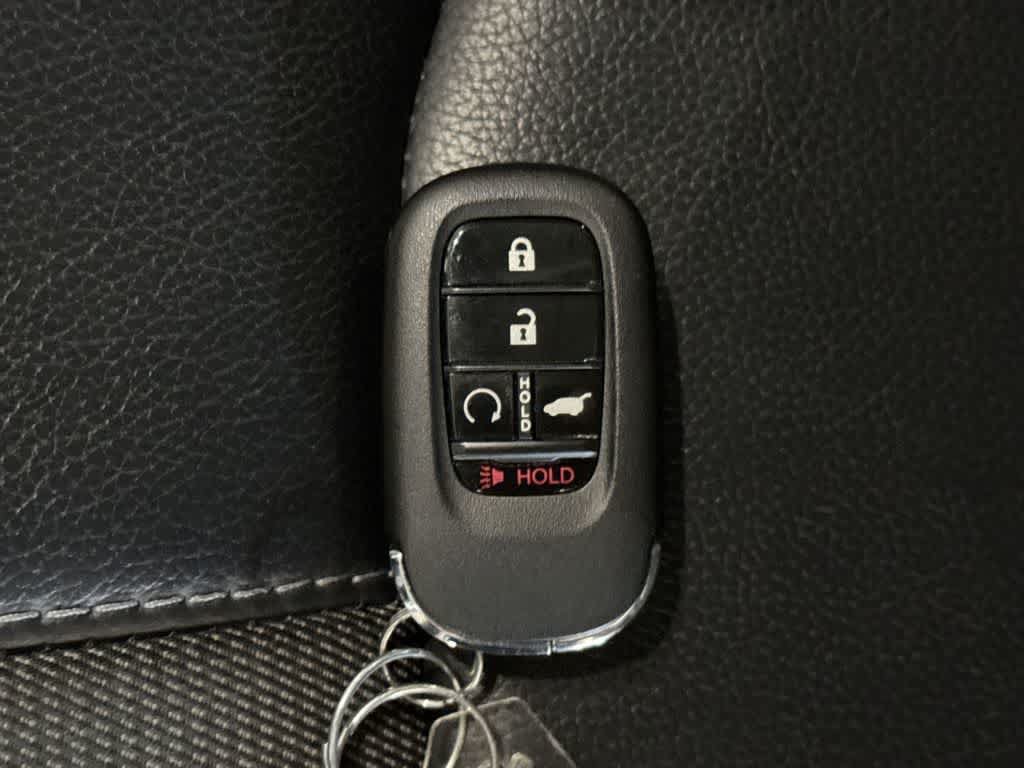 Used 2024 Honda Pilot Touring image 27