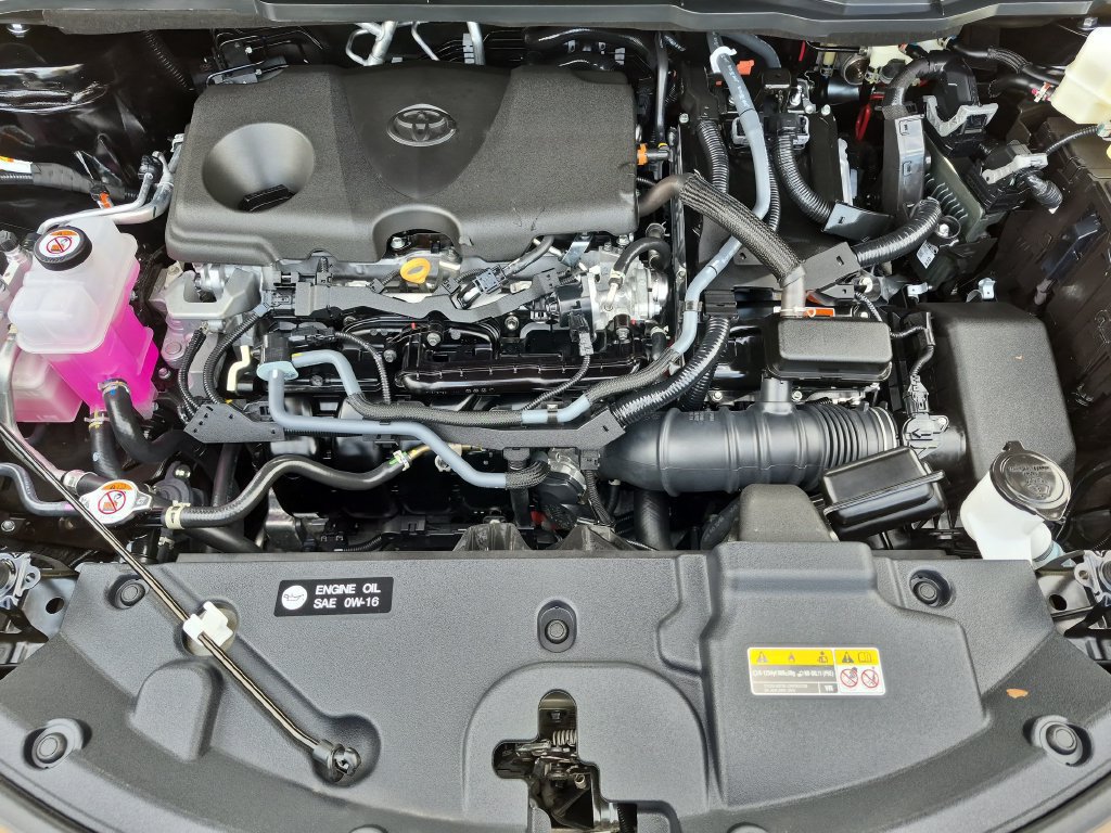 Used 2026 Toyota Sienna XLE FWD image 42