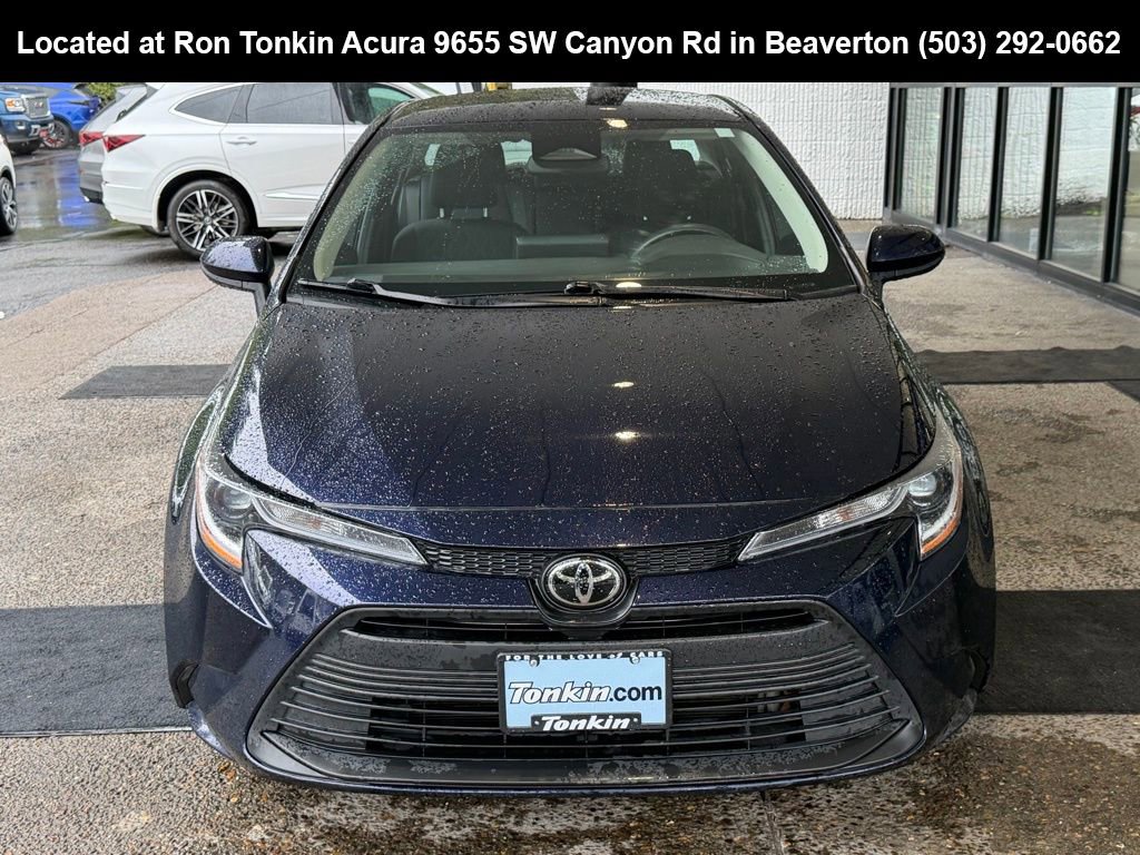 Used 2024 Toyota Corolla LE image 3