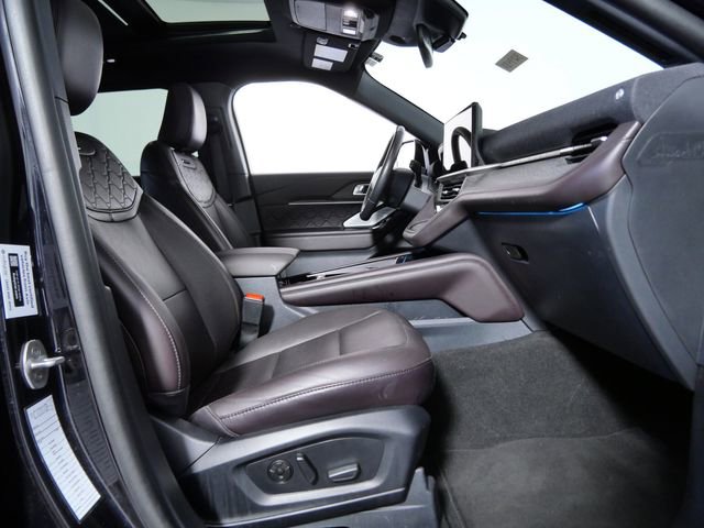 Certified 2025 Ford Explorer Platinum w/ LUX Leather Package AWD/4WD image 10