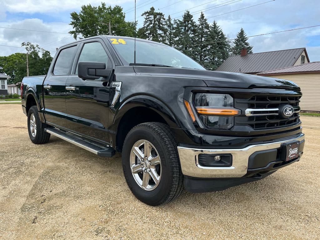 Used 2024 Ford F150 XLT image 3