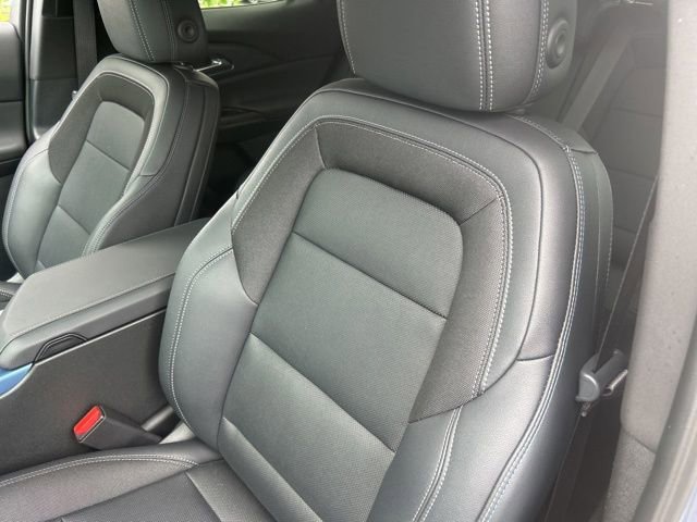 Used 2024 Chevrolet Equinox EV LT FWD image 12