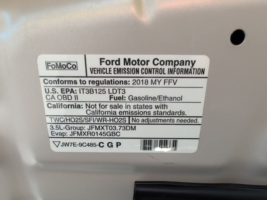 Used 2018 Ford Explorer XLT image 47