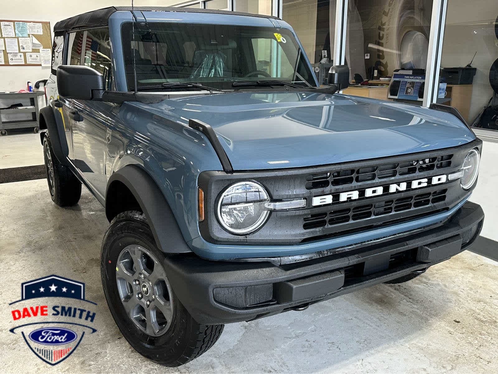 New 2025 Ford Bronco Big Bend image 2