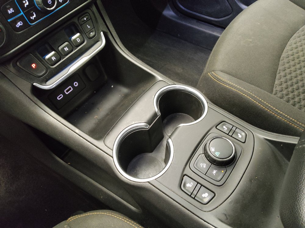 Used 2021 GMC Terrain SLE w/ Driver Convenience Package FWD image 26