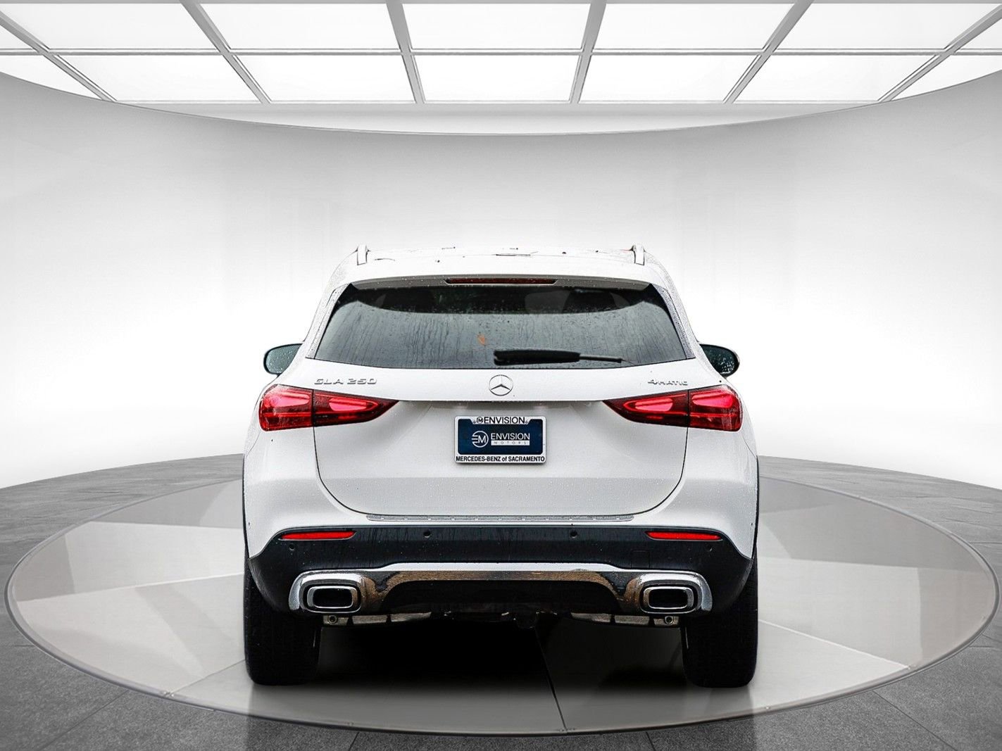 Used 2025 Mercedes-Benz GLA 250 4MATIC image 3