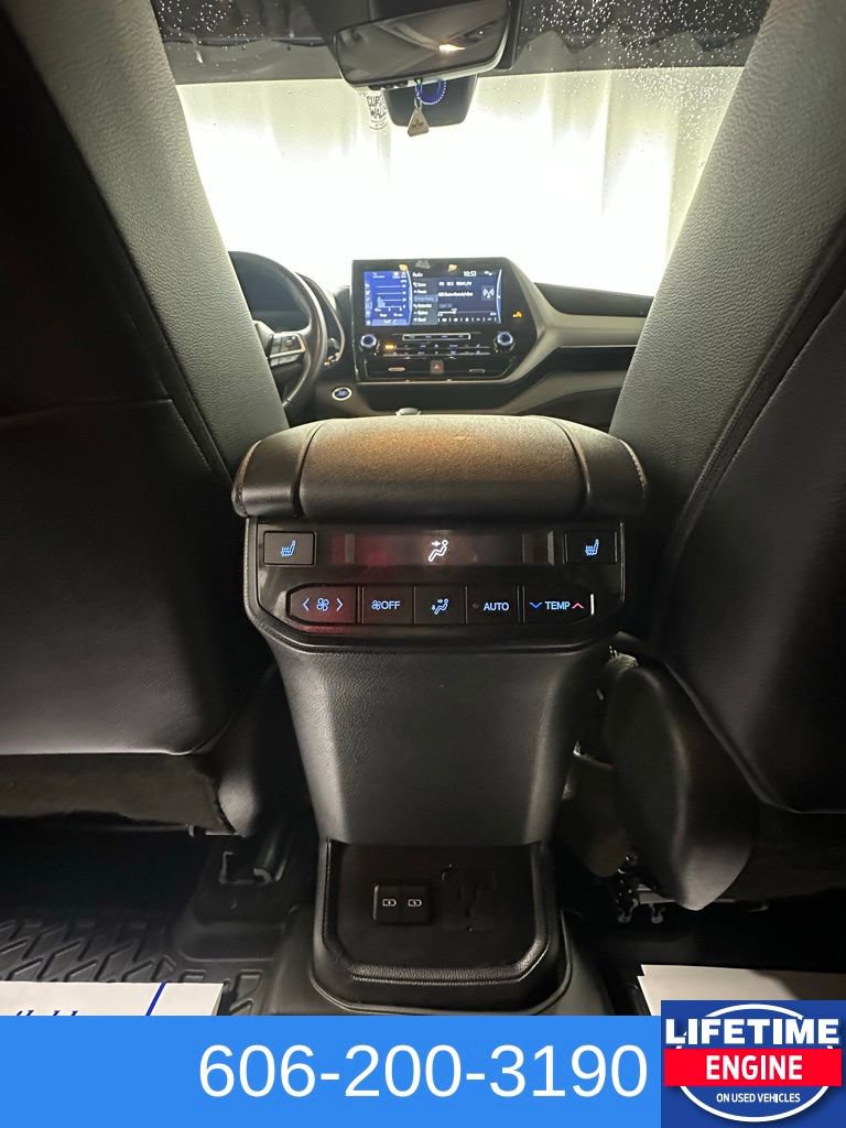 Used 2022 Toyota Highlander Platinum image 20