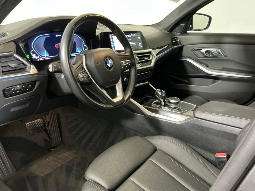 Used 2021 BMW 330e w/ Convenience Package RWD image 21