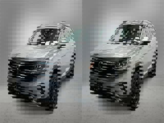 Used 2023 Volkswagen Atlas SE w/ Black Wheel Package