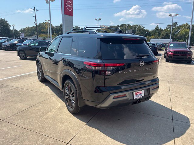 New 2026 Nissan Pathfinder SL w/ SL Premium Package FWD image 5