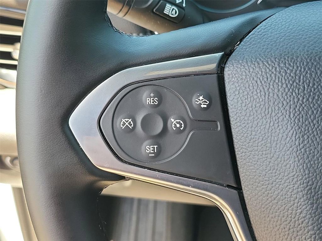 Certified 2023 Chevrolet Traverse LT image 37