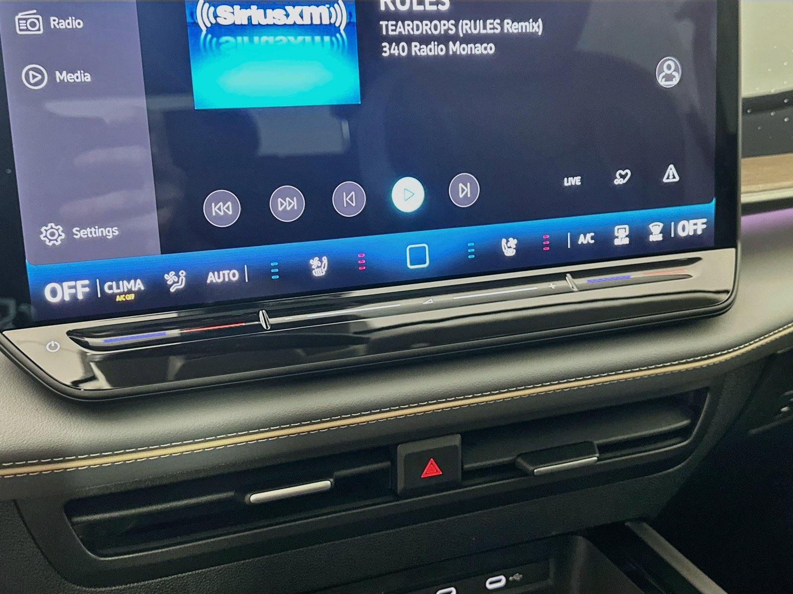 New 2027 Volkswagen Atlas SE AWD/4WD image 27