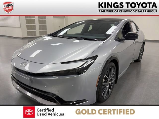 Used 2024 Toyota Prius Limited w/ Limited Premium Package AWD/4WD image 4