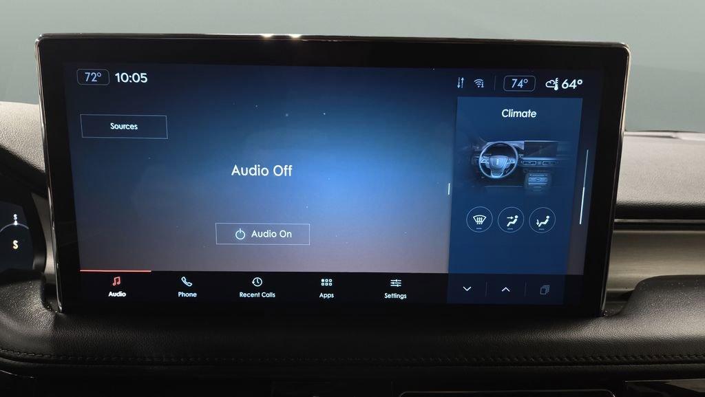 Used 2023 Lincoln Nautilus AWD image 16