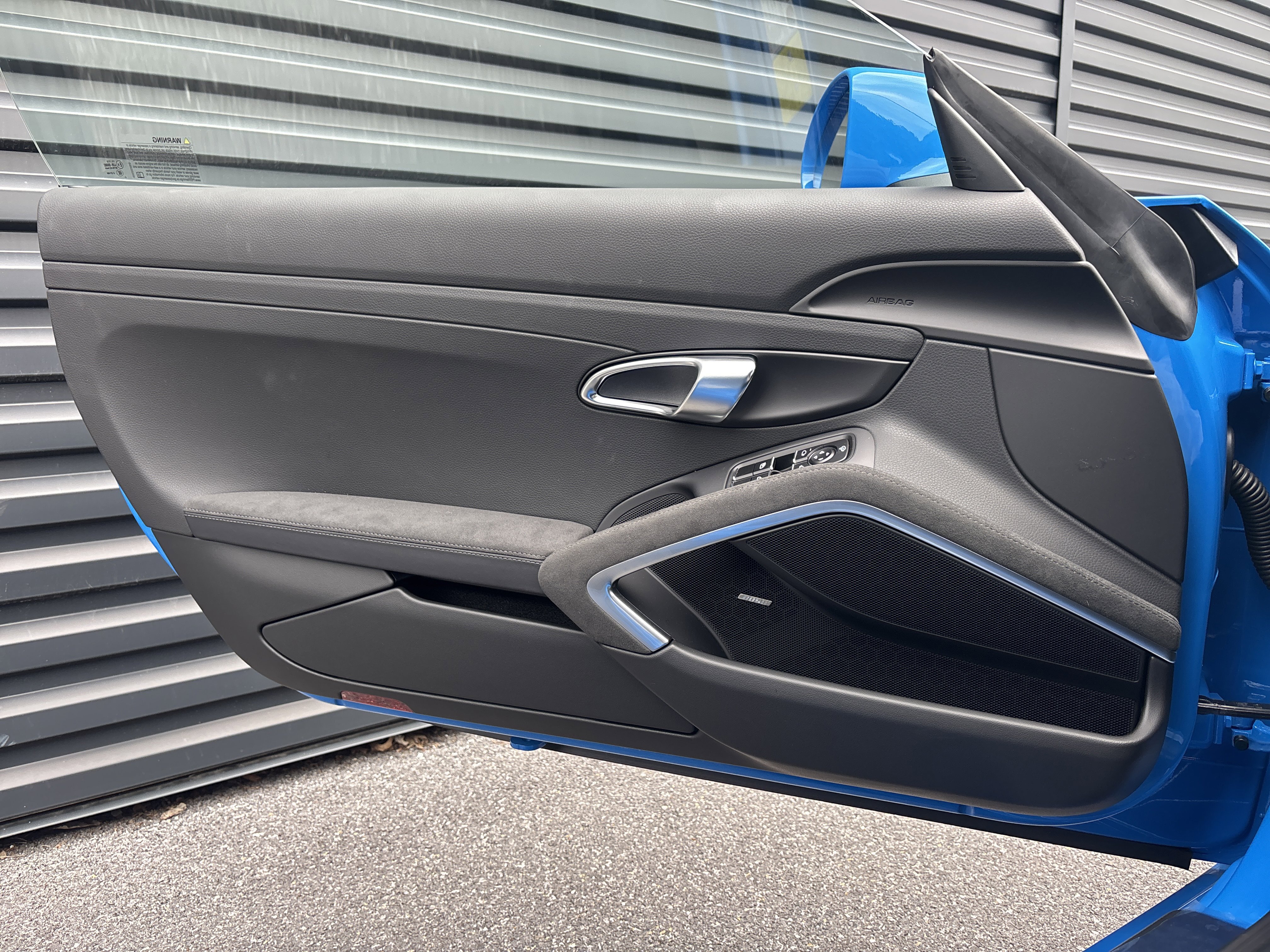 New 2025 Porsche 718 Boxster GTS image 15