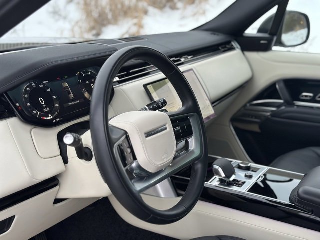 Used 2023 Land Rover Range Rover SE image 13