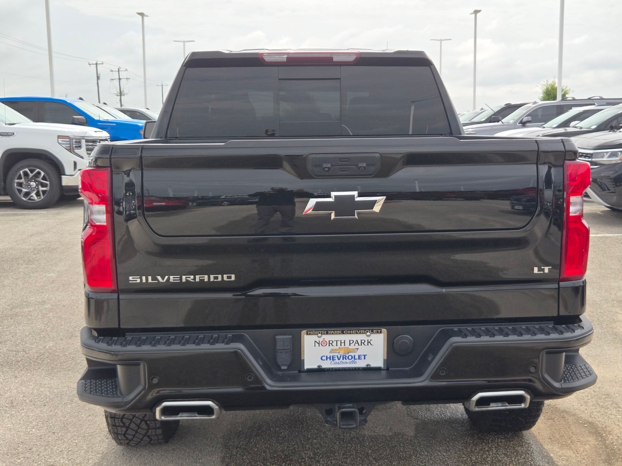 Certified 2024 Chevrolet Silverado 1500 LT Trail Boss w/ LT Trail Boss Premium Package AWD/4WD image 4