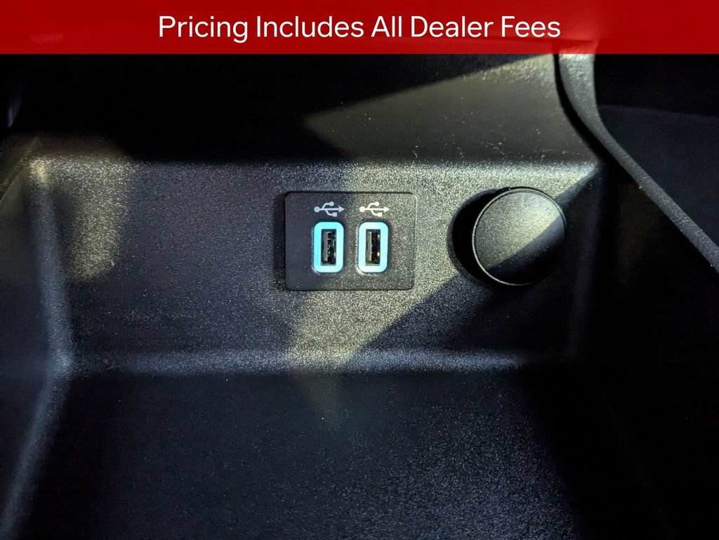 Used 2019 Ford Fusion Titanium FWD image 23