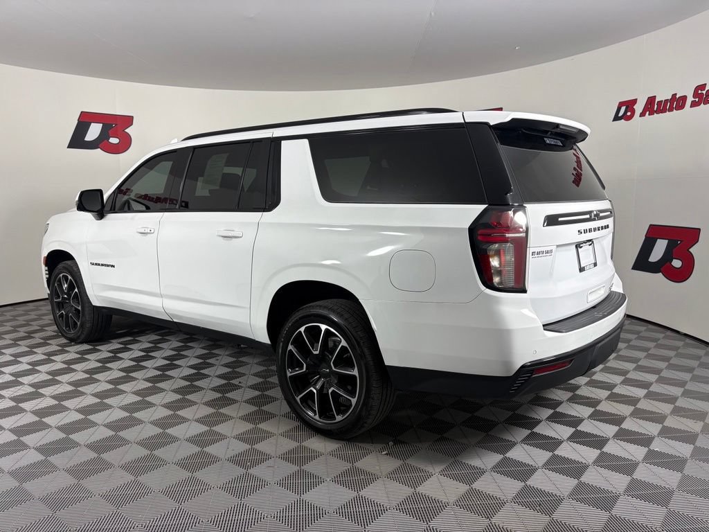 Used 2023 Chevrolet Suburban RST w/ Luxury Package RWD image 4