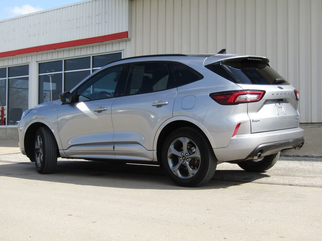 Used 2024 Ford Escape ST-Line image 10