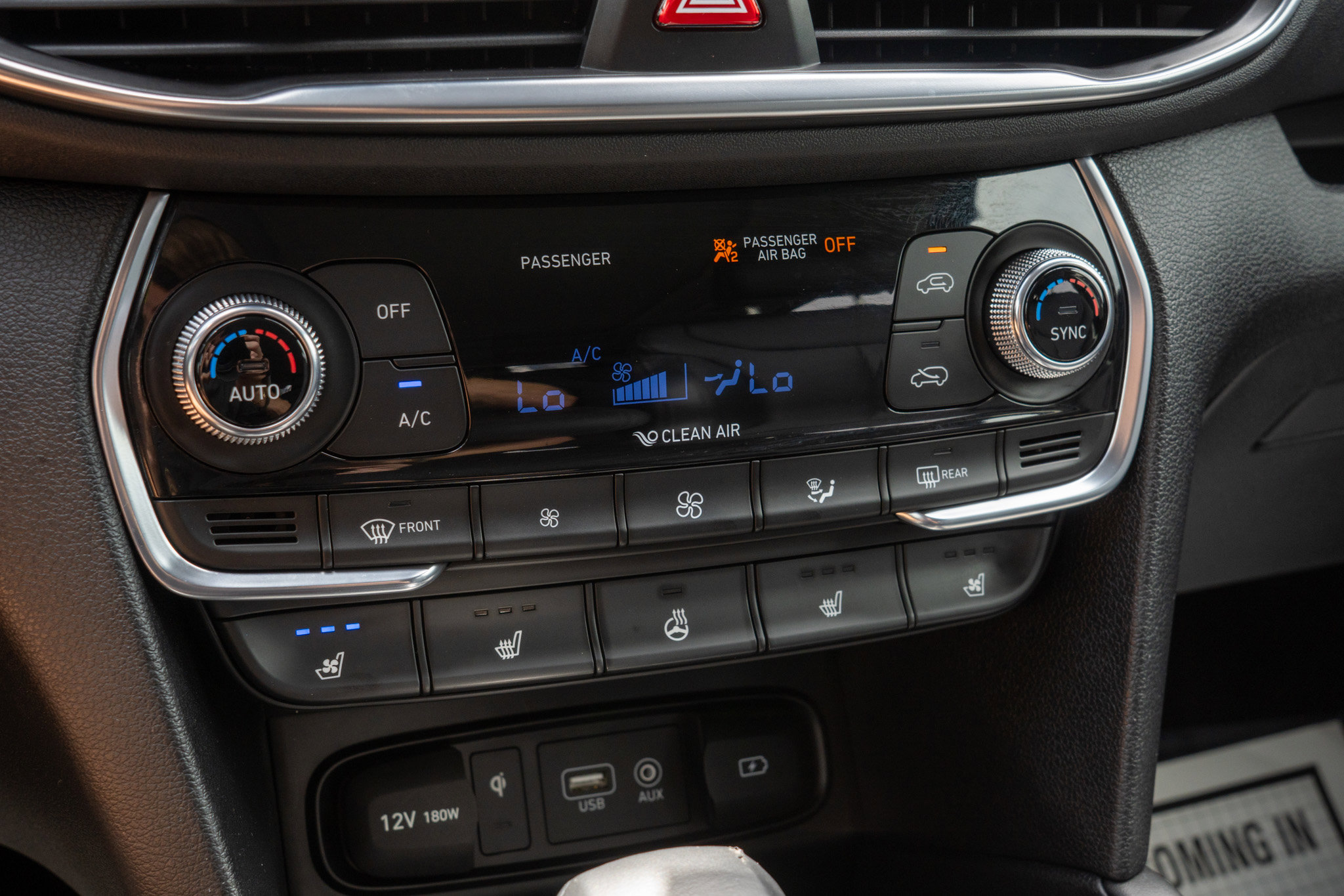 Used 2019 Hyundai Santa Fe FWD image 14