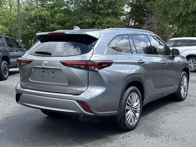 Used 2026 Toyota Highlander Platinum AWD/4WD image 2
