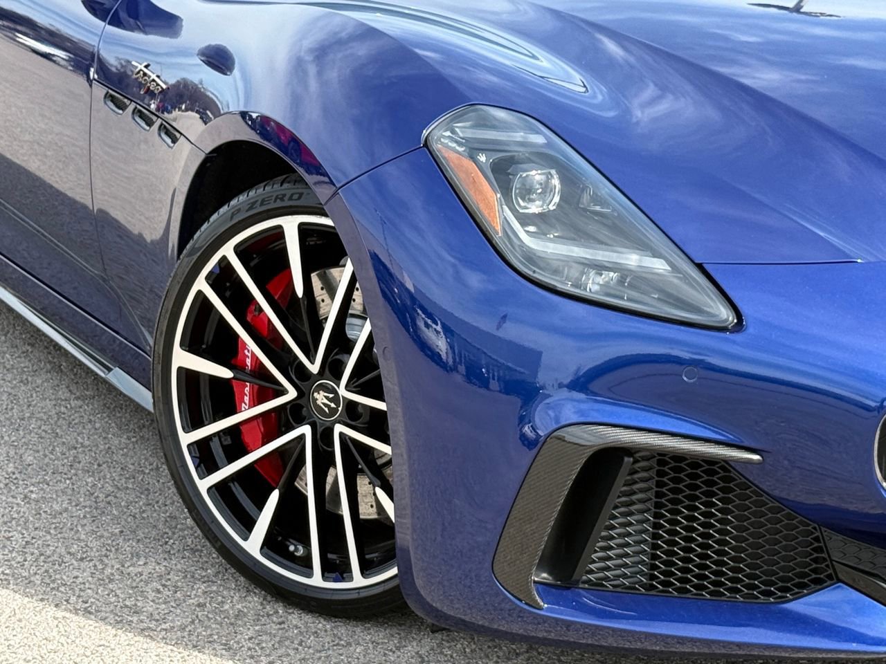 Certified 2024 Maserati GranTurismo Trofeo image 2