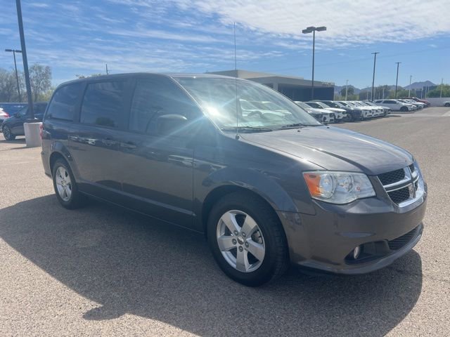 Used 2018 Dodge Grand Caravan SE w/ UConnect Hands-Free Group FWD image 1