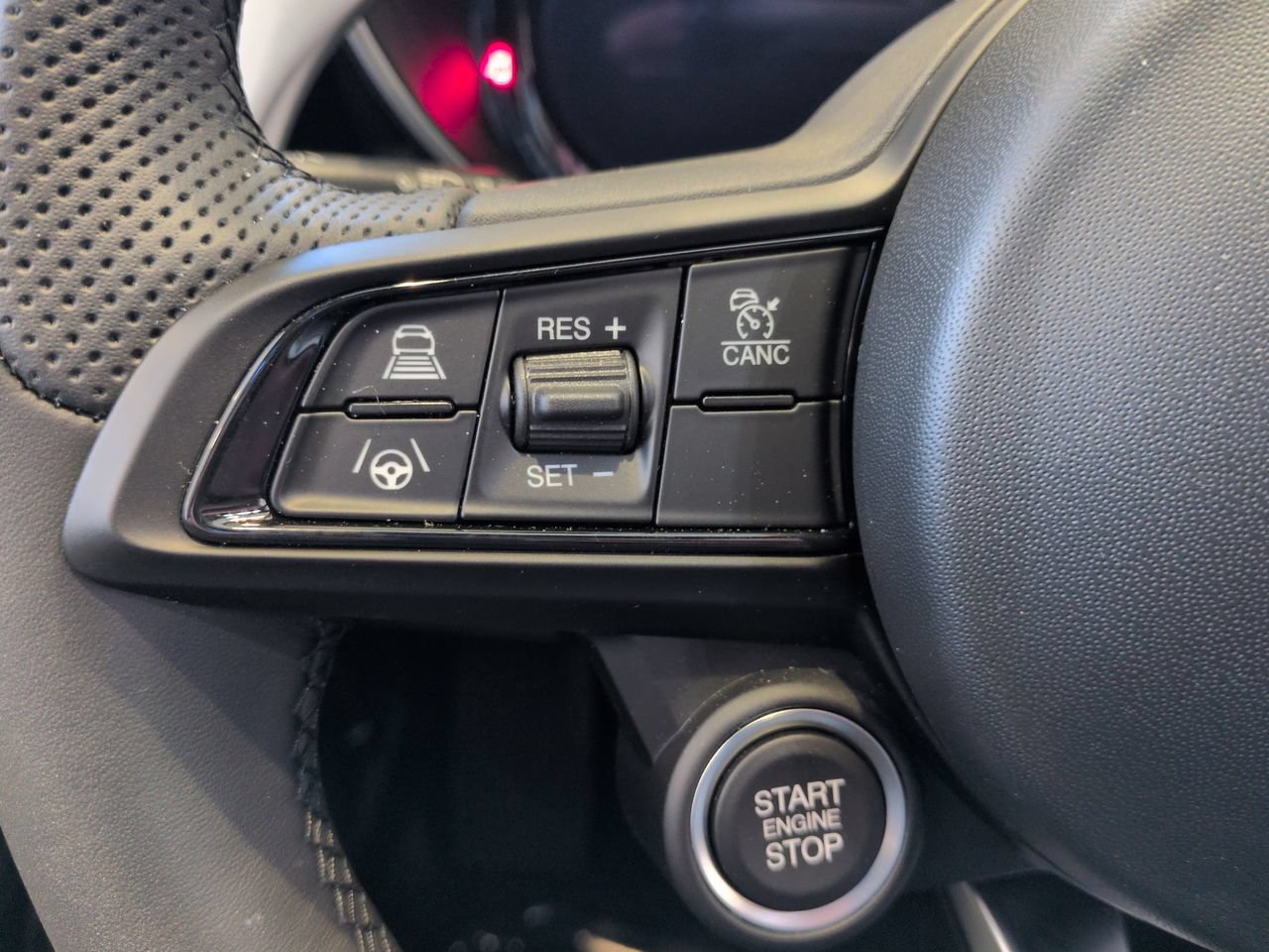 New 2026 Alfa Romeo Giulia w/ Driving Assist Package RWD image 19