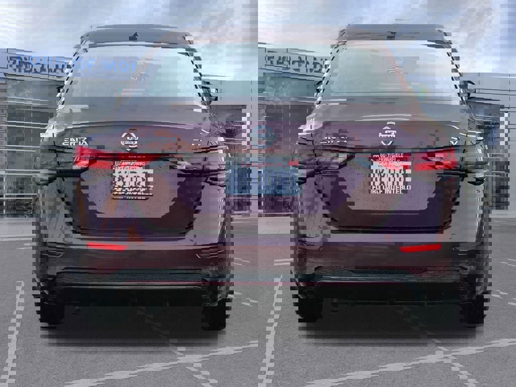 Used 2020 Nissan Sentra SV image 6