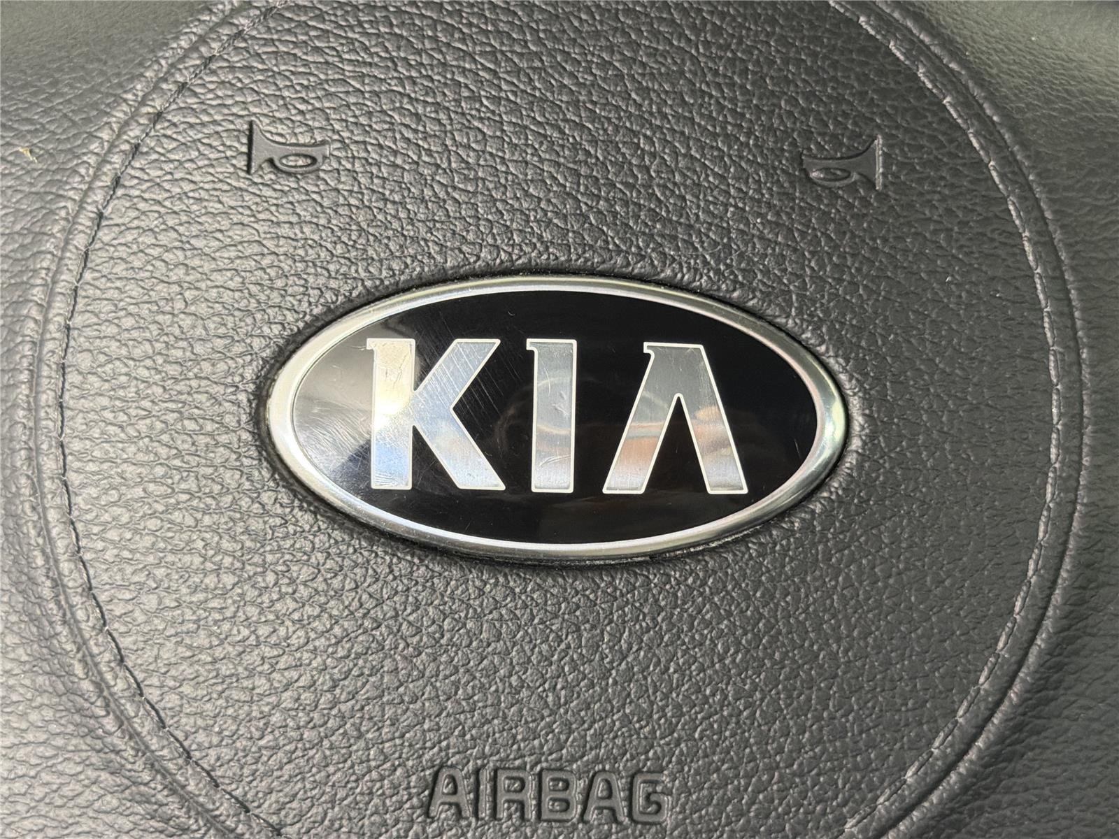 Used 2021 Kia Telluride LX FWD image 23