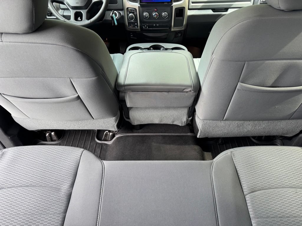Used 2014 RAM 1500 Classic SLT AWD/4WD image 14