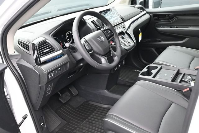 New 2026 Honda Odyssey Touring image 15