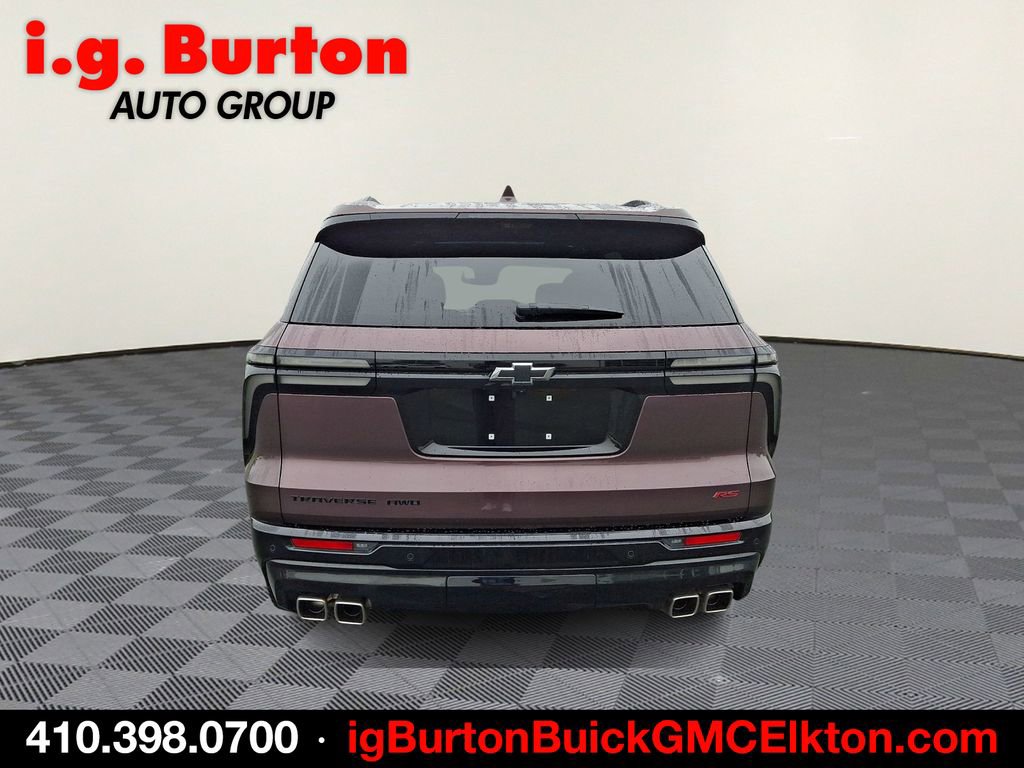 Used 2024 Chevrolet Traverse RS image 5