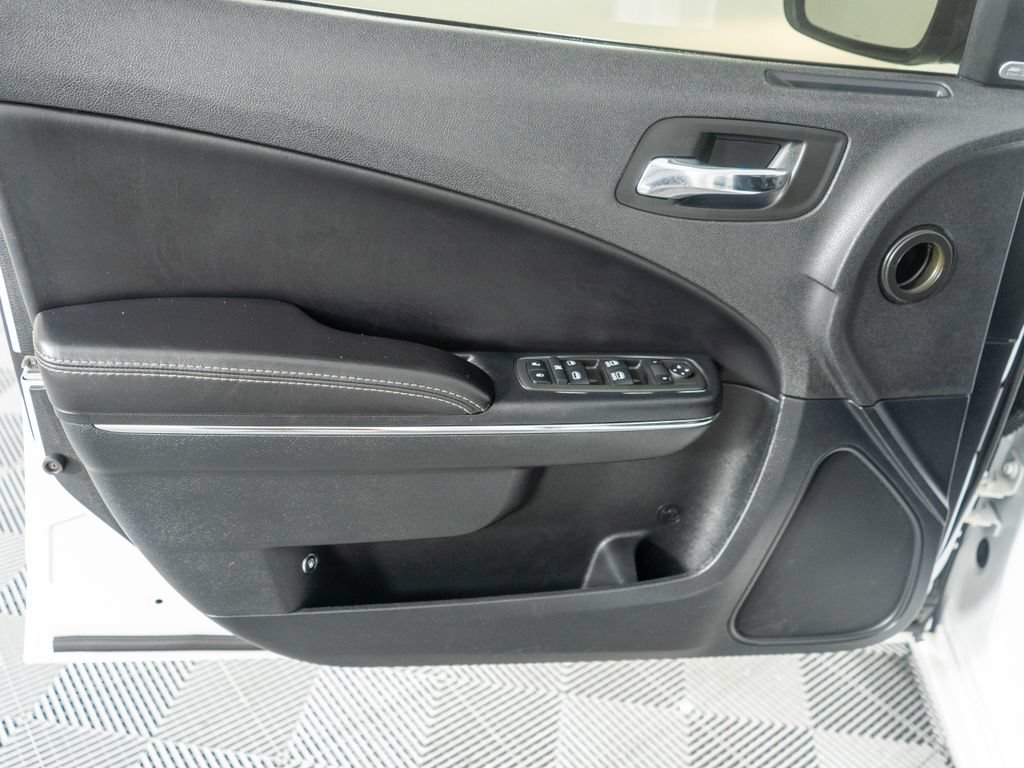 Used 2013 Dodge Charger SXT Plus AWD/4WD image 22