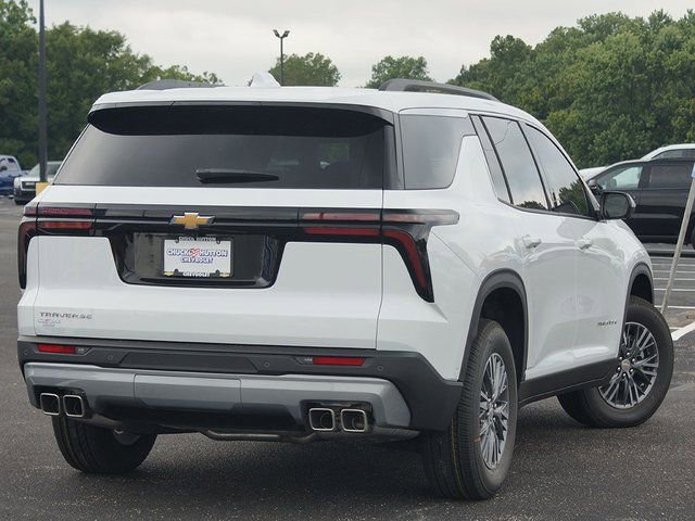 New 2026 Chevrolet Traverse LT w/ Enhanced Driving Package image 14