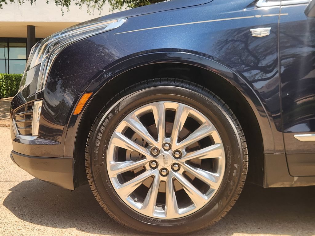 Used 2017 Cadillac XT5 Platinum AWD/4WD image 10