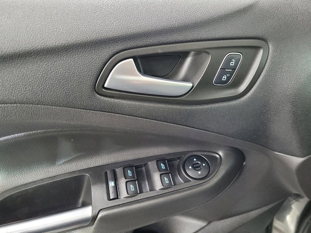 Used 2017 Ford Escape SE w/ SE Cold Weather Package AWD/4WD image 27
