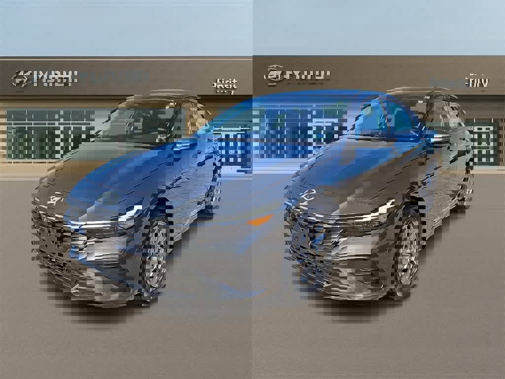 New 2026 Hyundai Elantra SE image 1