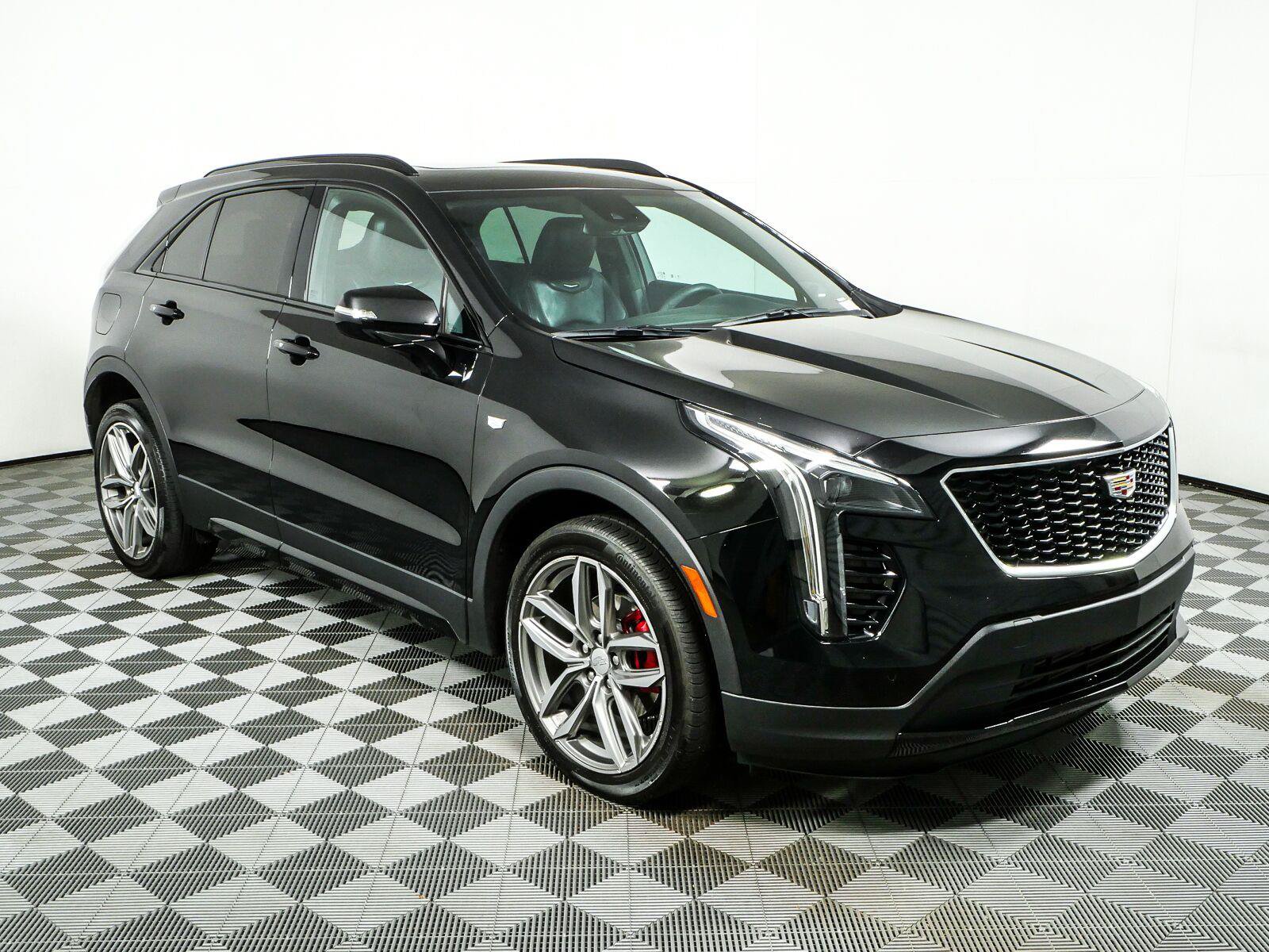 Used 2021 Cadillac XT4 Sport FWD image 27